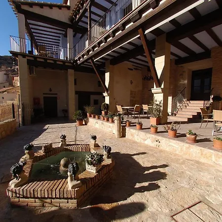 Don Inigo De Aragon Лас-Куэвас-де-Каньярт